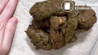 Massive creamy poops 8