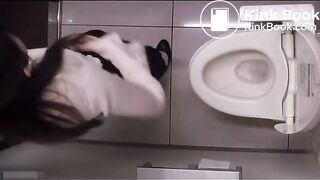 very cute girl poop voyeur