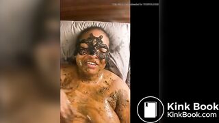 Using pee to get the poop off a bbw