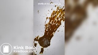 ME - DIARRHEA EXPLOSION ON TUB