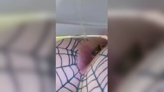 Tattooed milf takes a shit 5