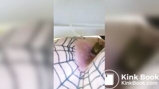 Tattooed milf takes a shit 5