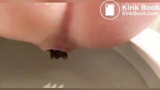 beautiful girl pooping 1