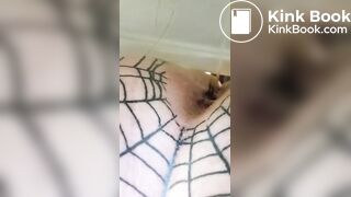 Tattooed milf takes a shit 3