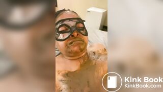 Smearing shit on a satiated human toilet girl