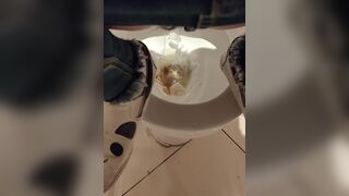 girl diarrhea filming