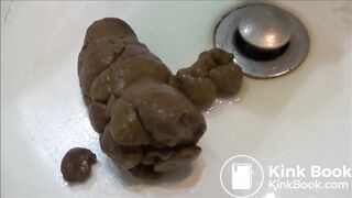 her gorgeous body gives out a great brick of shit