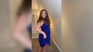 Same milf shitting on a plate