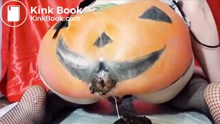 pumpkin ass shitting whore