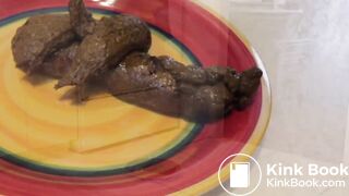 Slim Blonde pooping on a plate