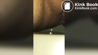 Out of focus morning poo