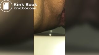 Out of focus morning poo