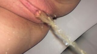 Girls Poop ... 2