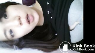 Asian girl pooping @@