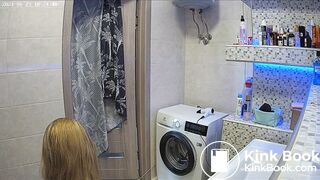 Woman pooping in Toilet 78