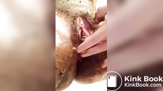Gf smearing poop