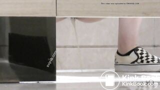 toilet voyeur prime+1