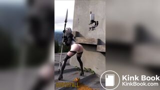 2B shits out her lava guts