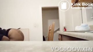 Fat booty ebony letting go some stinky shit