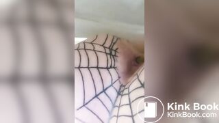 Taking a good shit - video 2