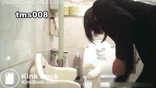 toilet voyeur - video 25