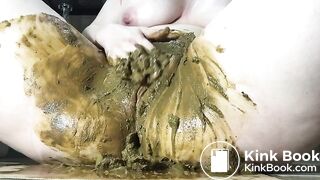 Scat Queen Collection