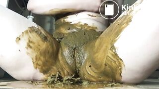 Scat Queen Collection