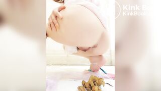 Sexy Chinese woman scat - video 5