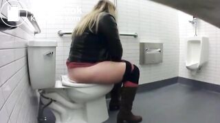 Porn pooping - video 4