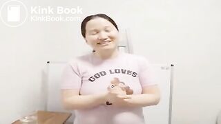 Dumb scat bitch eats her own shit