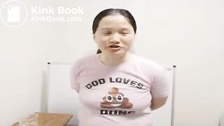 Dumb scat bitch eats her own shit