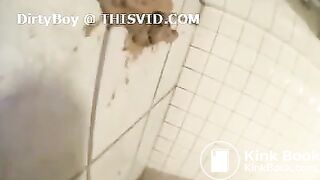 Japanese girl pooping - video 31