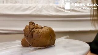 Girl Pooping - video 54
