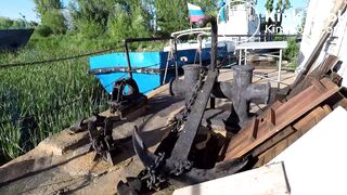 the ship's captain shits himself