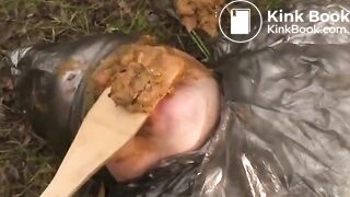 girls shitting in toilet guy