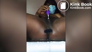Nasty ebony shit piss all over herself