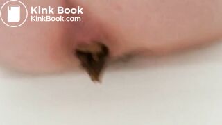 hairy girl shits in tub