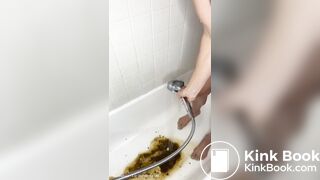 Hot chick shits after coffee