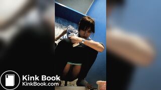 Thai toilet scat - video 2