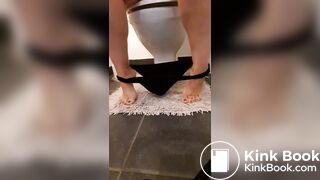 beautiful feet and lots of poop