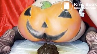 Gaping Pumpkin Ass Shitting