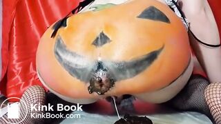Gaping Pumpkin Ass Shitting