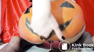 Gaping Pumpkin Ass Shitting
