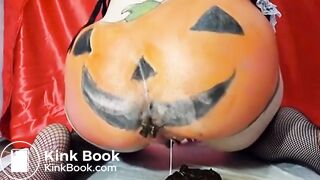 Gaping Pumpkin Ass Shitting