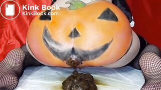 Gaping Pumpkin Ass Shitting