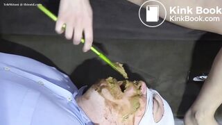 Caca en mi boca video.