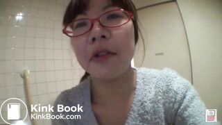 JAPANESE GIRLS POOPING WHILE STANDING UP 04