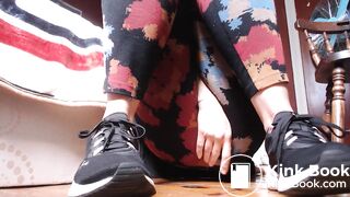 her piece of shit didn't want to come out for a long ti