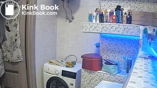 Woman pooping in Toilet 54