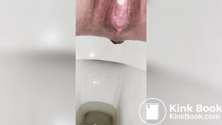 Grunting while poop hard